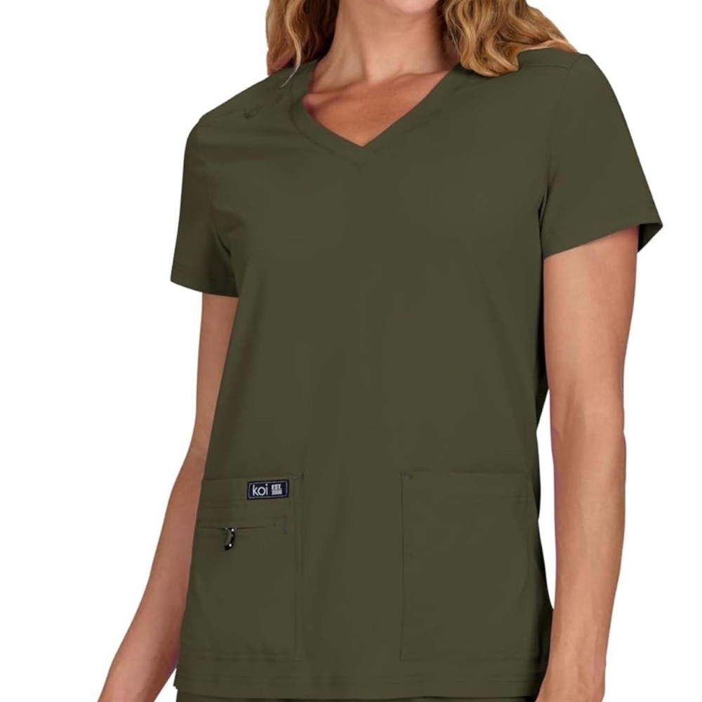 koi BASICS Women's Scub Top